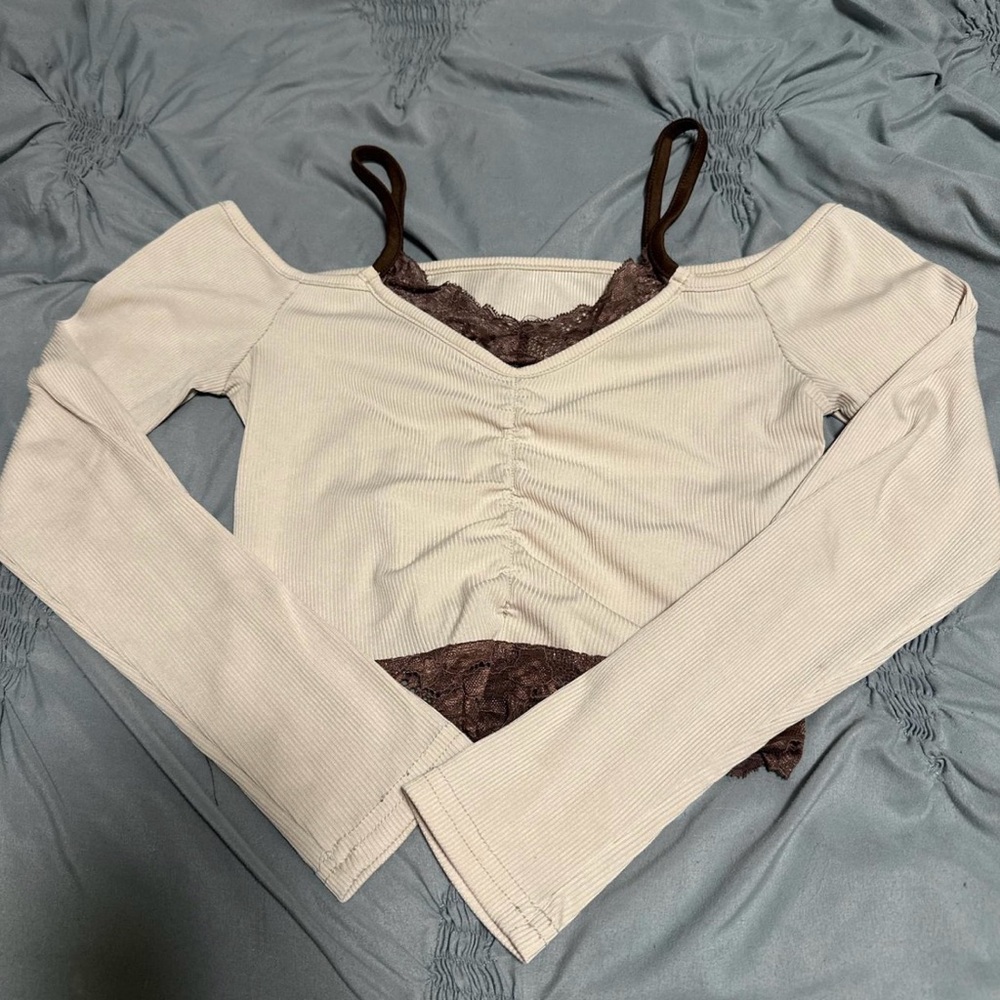 ROMWE Cream and Brown Off-Shoulder Blouse